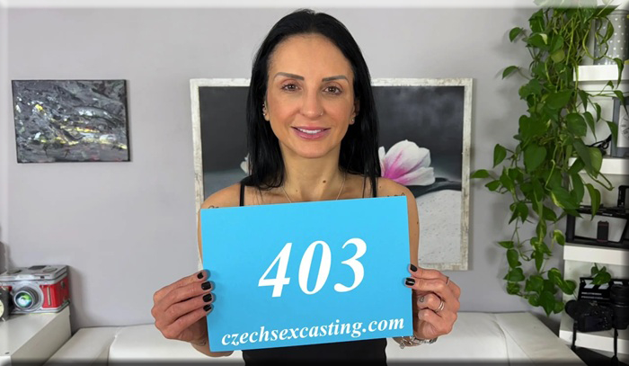 Czechsexcasting - Vitoria Vonteese - Sexy Latina Makes Guy Very Hard In Casting.
